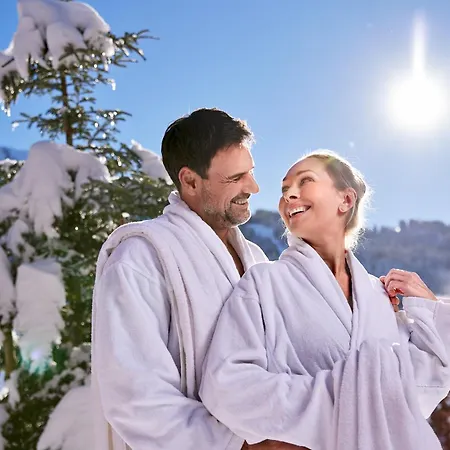 Gerendaház Alpin Oberjoch - Luxus Mit Privatem Und Zugang Zu 3000 Qm Panoramahotel Oberjoch Bad Hindelang